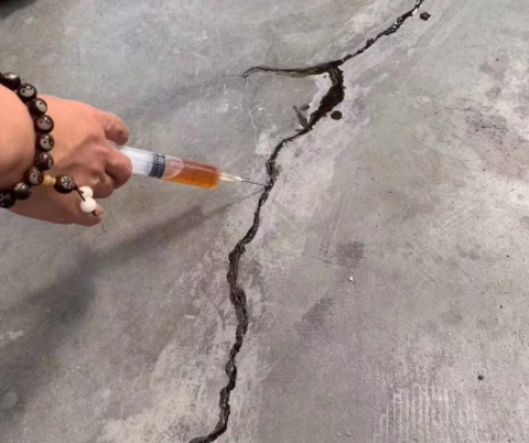 木垒混凝土裂缝修补技术详解​